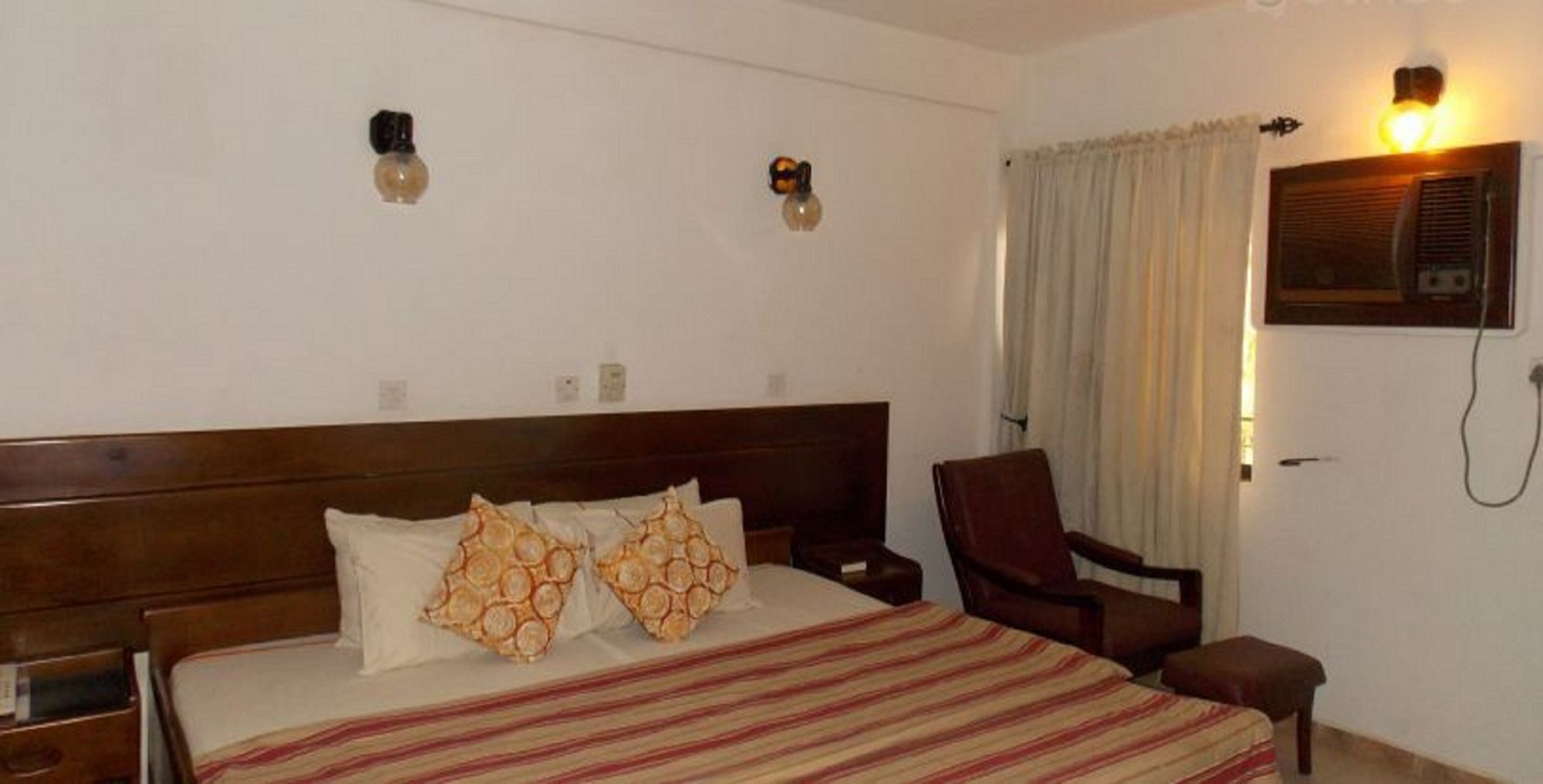 Whispering Palms Resort Magbon ภายนอก รูปภาพ